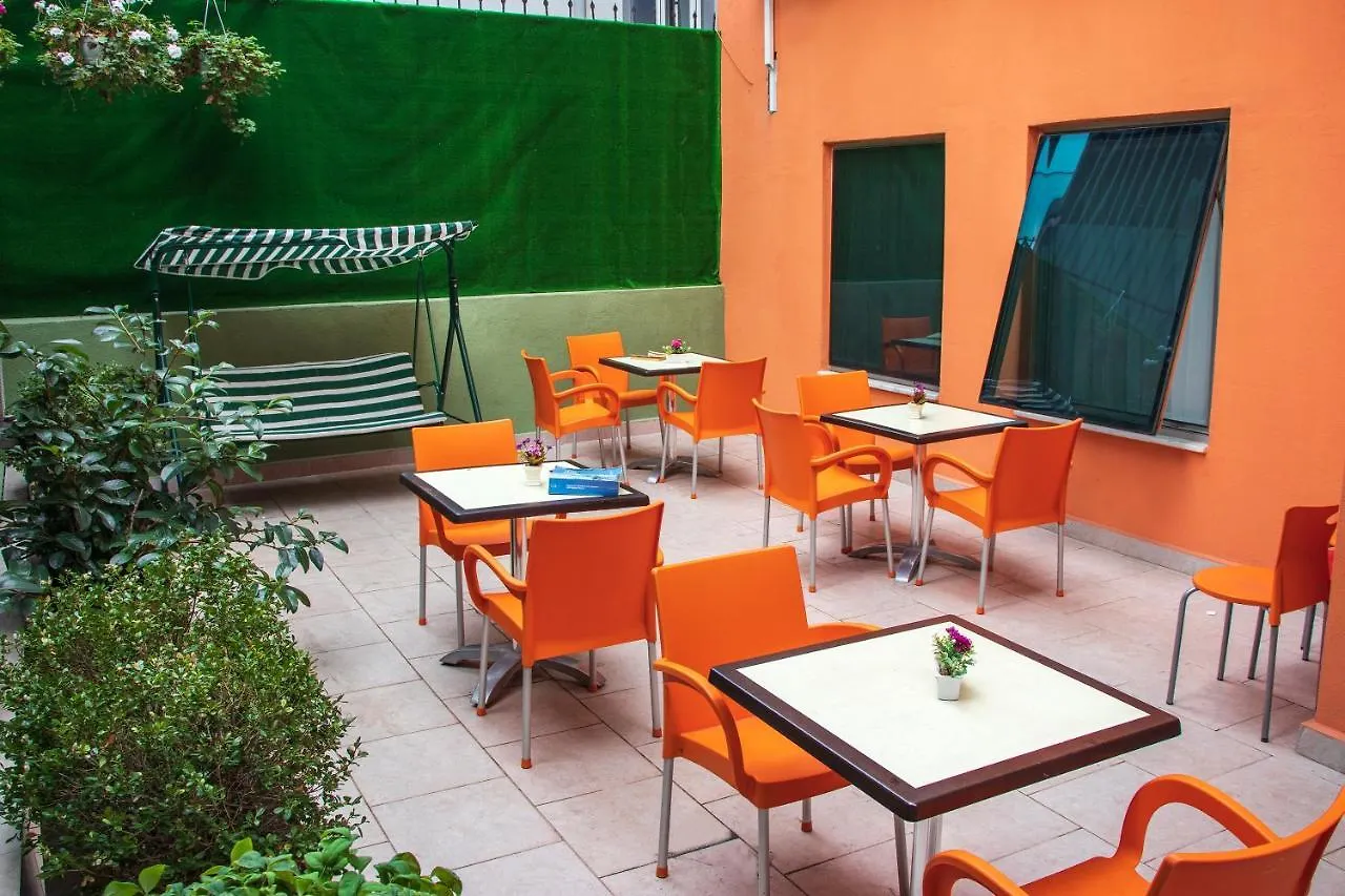 Adora Ladies Caters To Women Only Ostello Provincia di Provincia di Istanbul